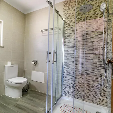 Casa Do Beco - Fabulous 3 Bedroom House With An Office, Seia, Serra Da Estrela *