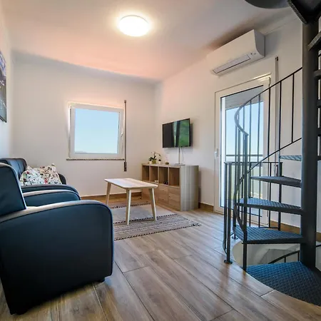 בית נופש Casa Do Beco - Fabulous 3 Bedroom House With An Office, Seia, Serra Da Estrela Lapa dos Dinheiros