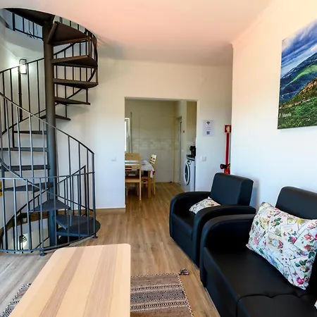 Casa Do Beco - Fabulous 3 Bedroom House With An Office, Seia, Serra Da Estrela *