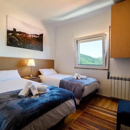 בית נופש Casa Do Beco - Fabulous 3 Bedroom House With An Office, Seia, Serra Da Estrela